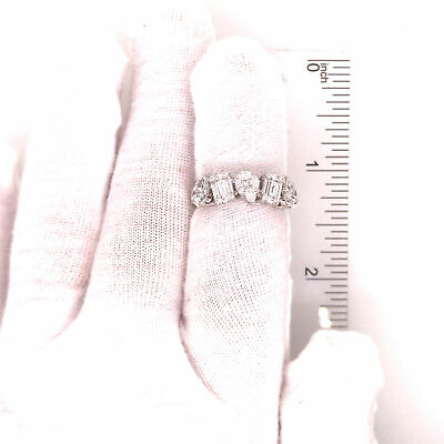 18K Geometric Cluster Band White Gold