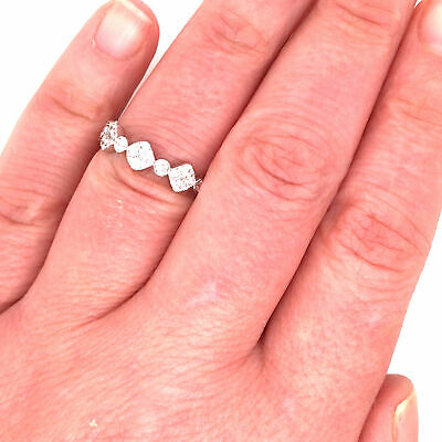 18K Diamond Cluster Band White Gold