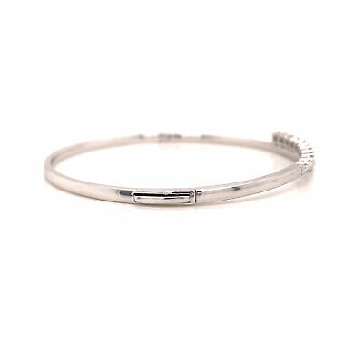 18K Baguette and Round Diamond Bangle White Gold