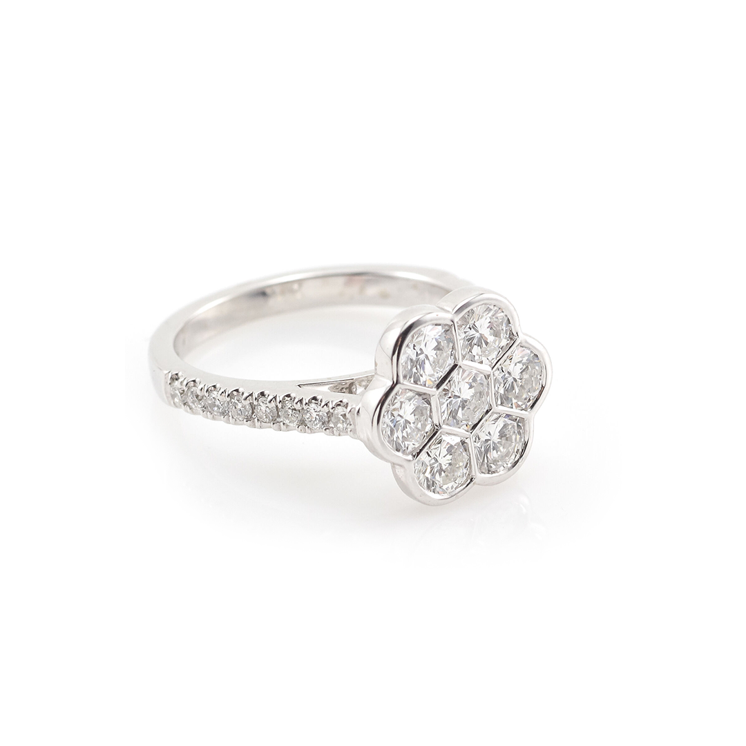 Oval Shape Flower Cluster Ring, 1 Tcw, Ring Size 7, 14K White Gold, Lab  Grown Diamond