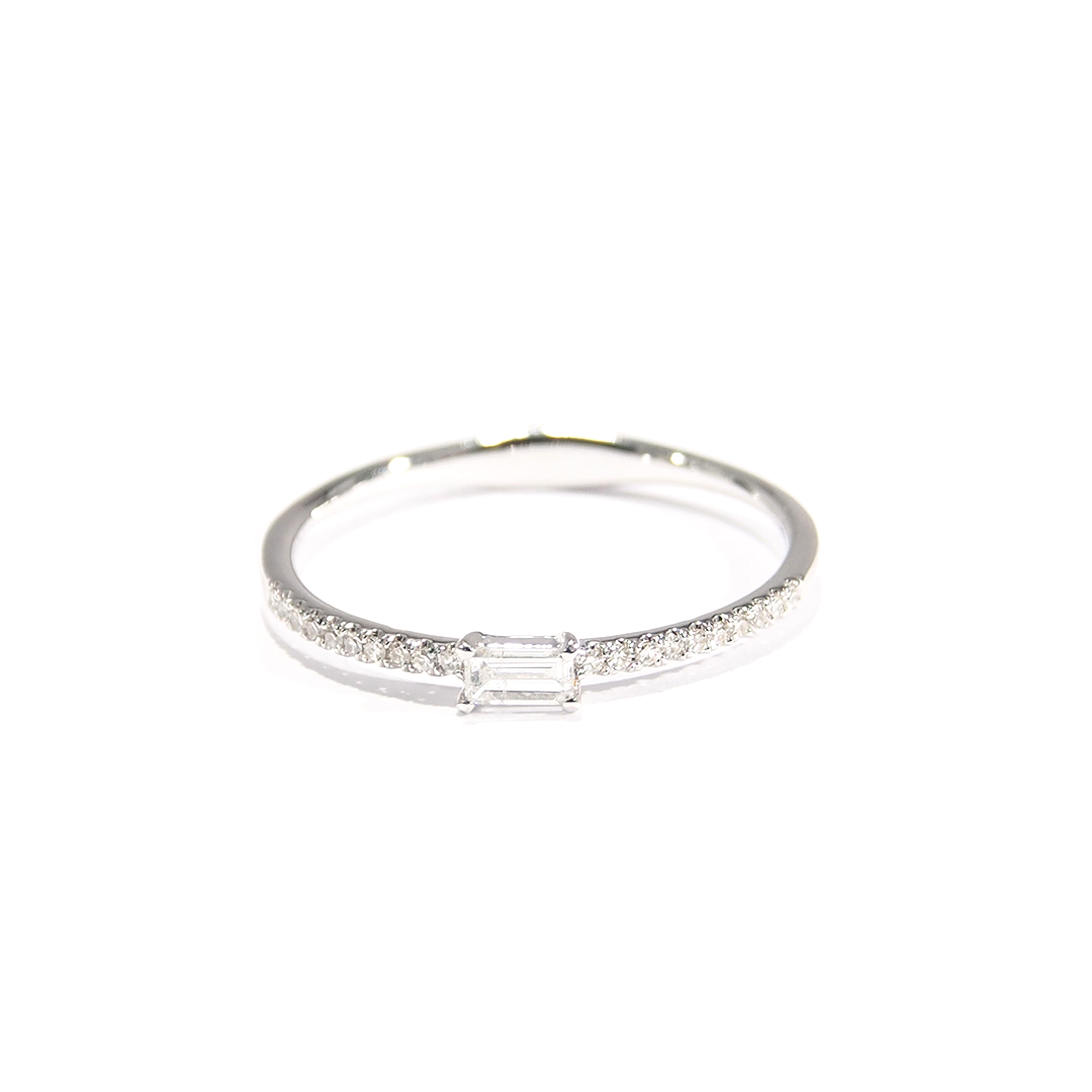 East-west Diamond Baguette fashion ring. White Gold. Brilliant diamonds. Made For Love Jewelry